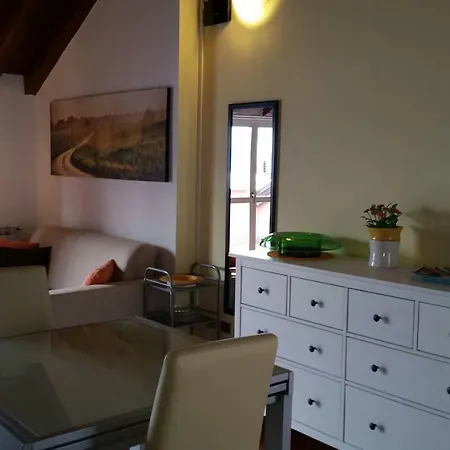 New Attic View 5 Apartamento Varenna